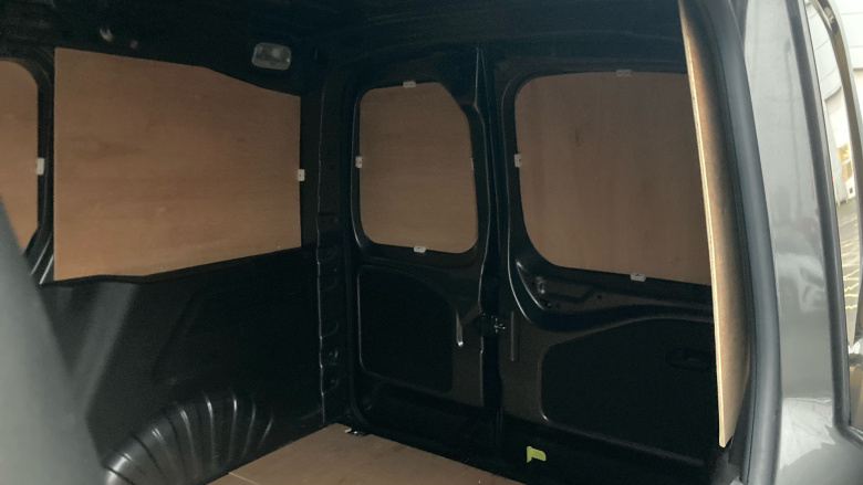 Vauxhall Combo Cargo E-L1 2300 100kW Pro 50kWh H1 Van Auto